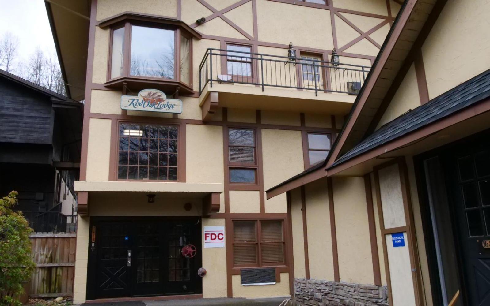 Red Oak Lodge Gatlinburg Exterior photo